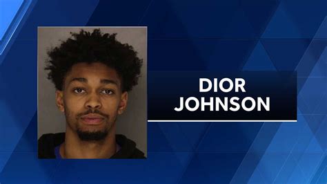 Pittsburgh police: Pitt basketball player charged with assault